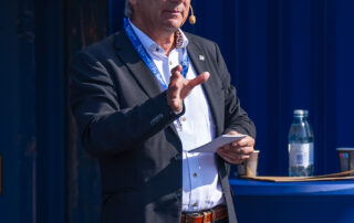 Henrik Åkerström VD