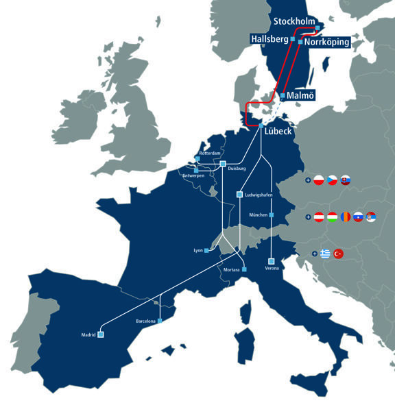 Karta som visar Kombiverkehrs tåglinjer från Sverige ut i Europa.